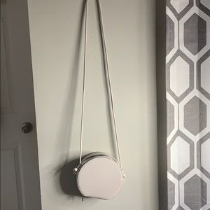 Cute cross body bag !